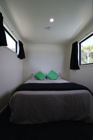one bedroom 9 metre cabin - bedroom